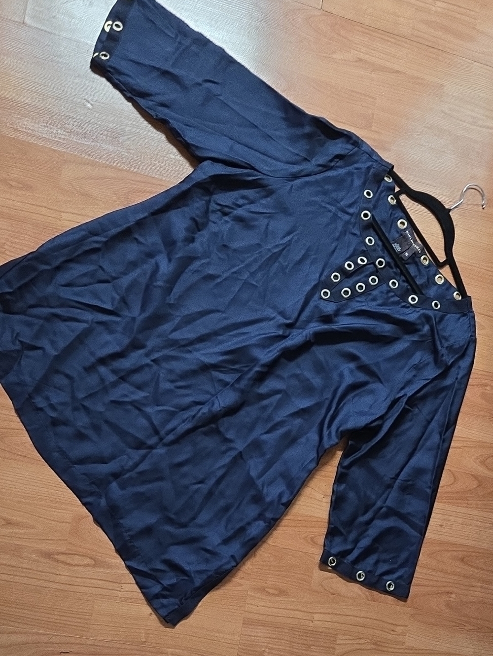Dana Buchman Navy Blue Grommet Tunic